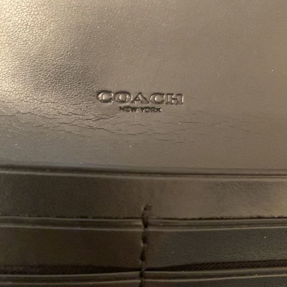 NWT authentic Coach Checkbook Wallet. Brown/black. New in the box. Matching purs - Picture 11 of 16